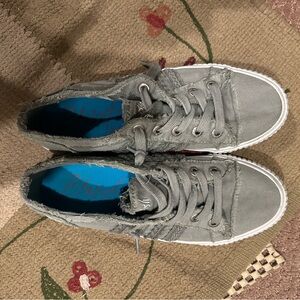 Blowfish Gray Casual Sneakers